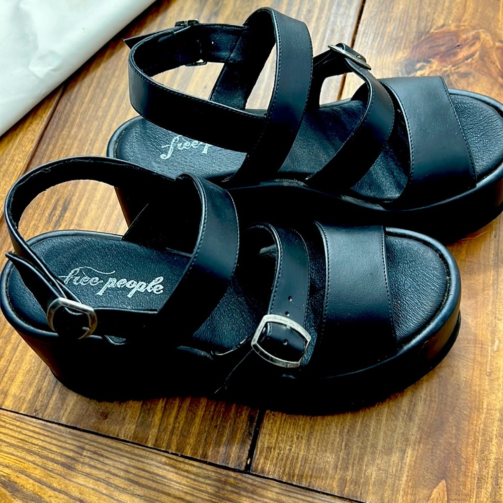 Free People Platform Sandals LIKE NEW